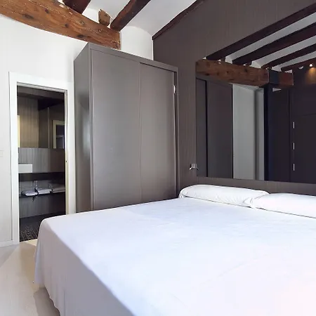 בית הארחה Cosy Embajador