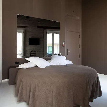 בית הארחה Cosy Embajador ולנסיה