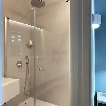 Cosy Embajador 2* ולנסיה