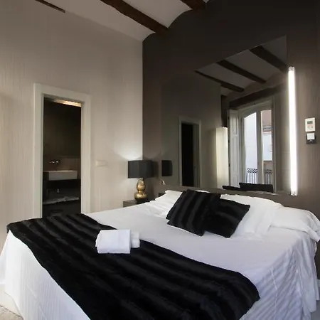 Cosy Embajador 2* ולנסיה